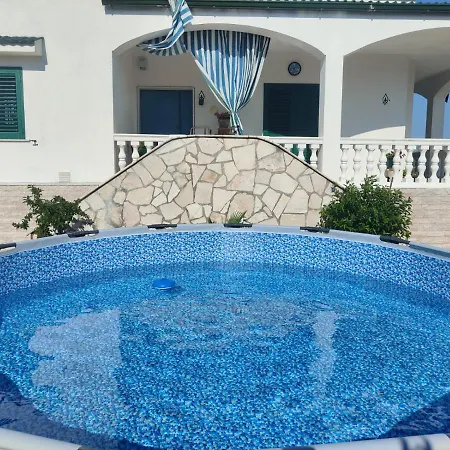 Holiday home Settebello *