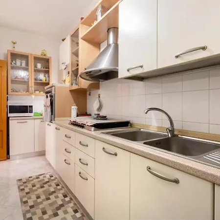 Holiday home Settebello *